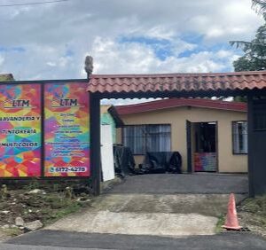 LAVANDERÍA Y TINTORERÍA MULTICOLOR